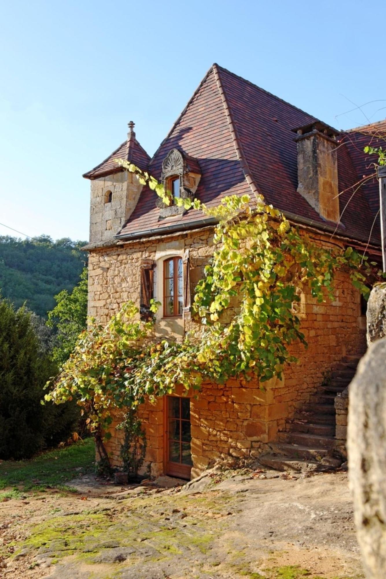 Holiday home Domaine De Cantegrel - De Charme Et Troglodyte En Perigord Vitrac (Dordogne)