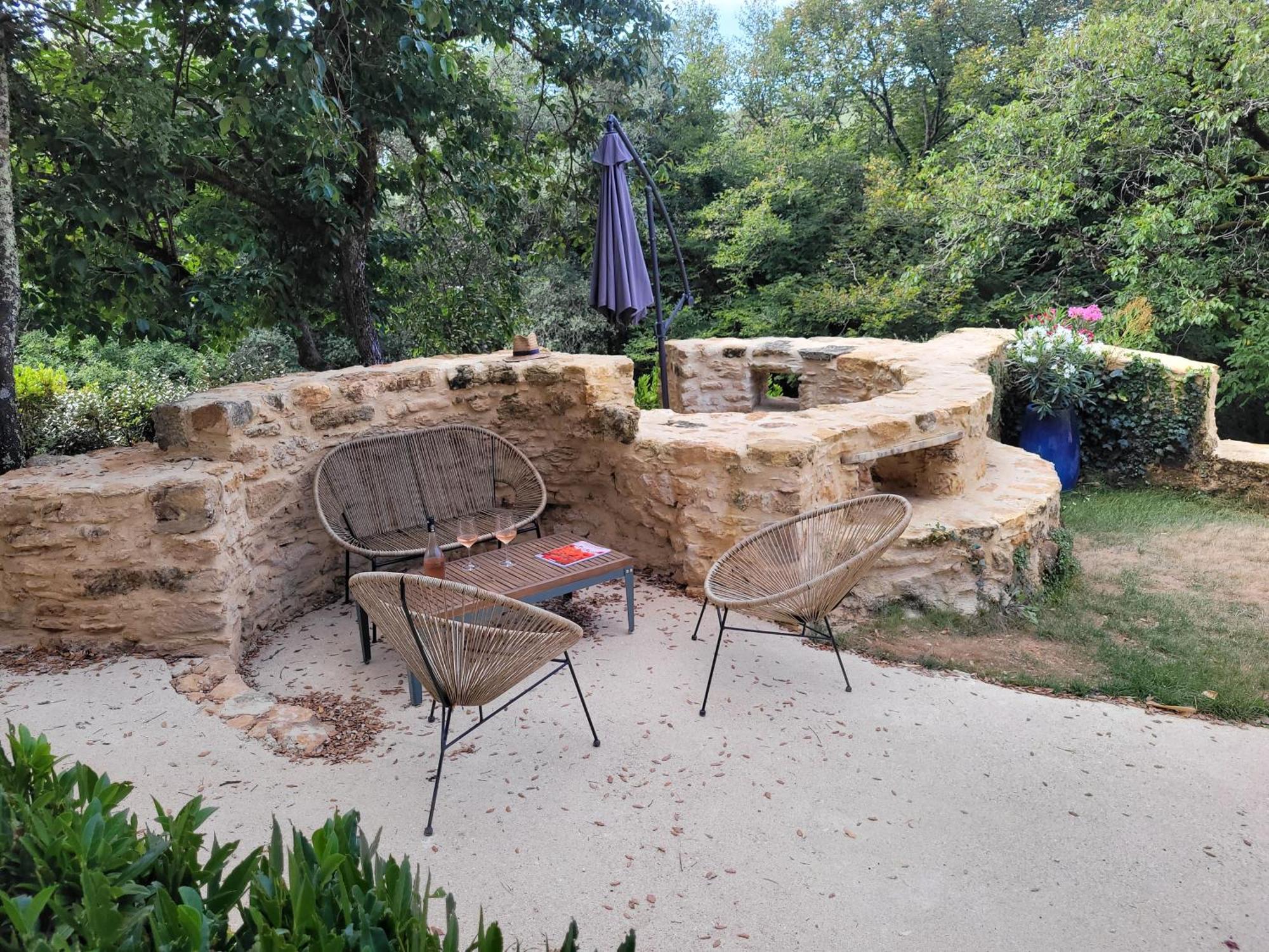 Domaine De Cantegrel - De Charme Et Troglodyte En Perigord Vitrac (Dordogne)